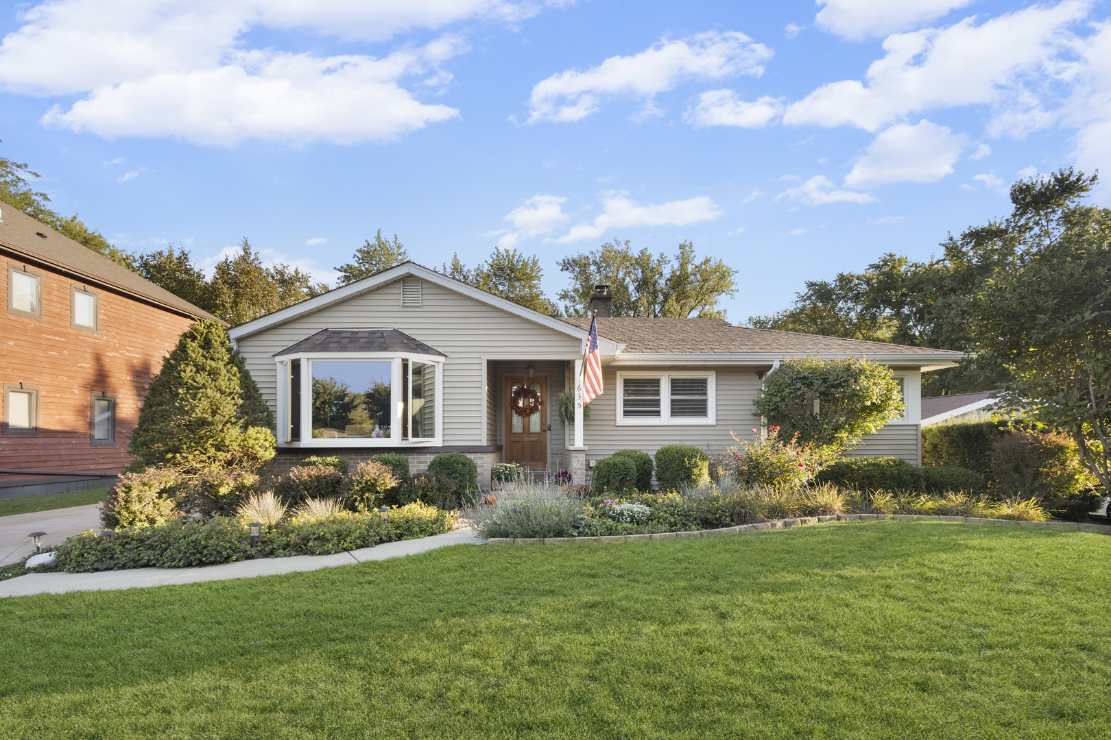 635 W Kenilworth Avenue, Palatine, IL 60067