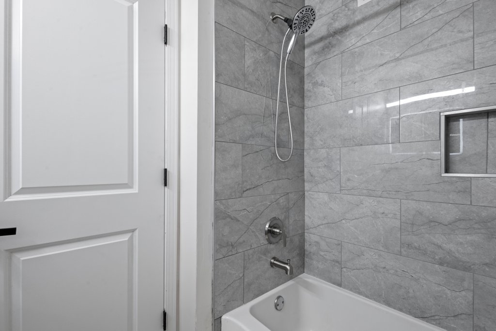 687 Serendipity Drive, Aurora, IL 60504