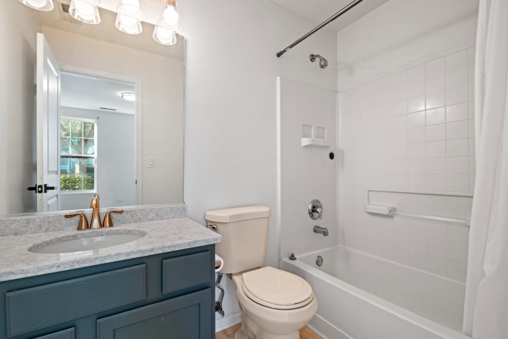 687 Serendipity Drive, Aurora, IL 60504