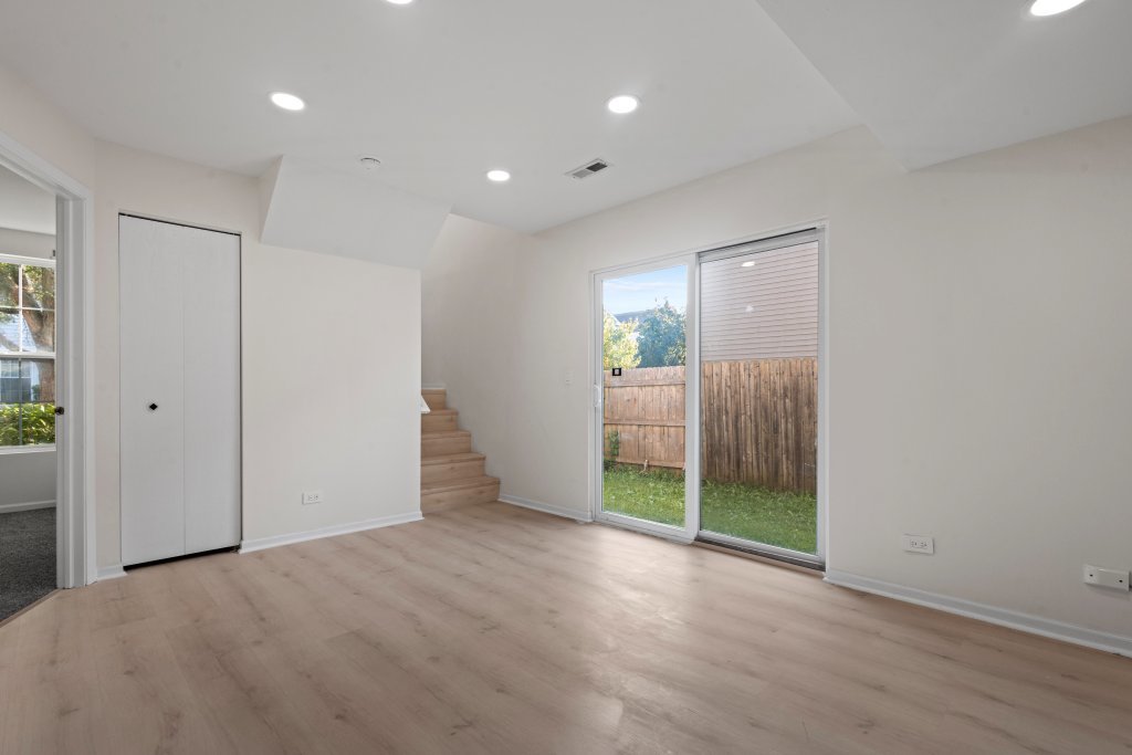 687 Serendipity Drive, Aurora, IL 60504