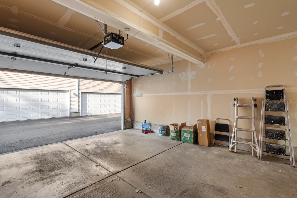 687 Serendipity Drive, Aurora, IL 60504