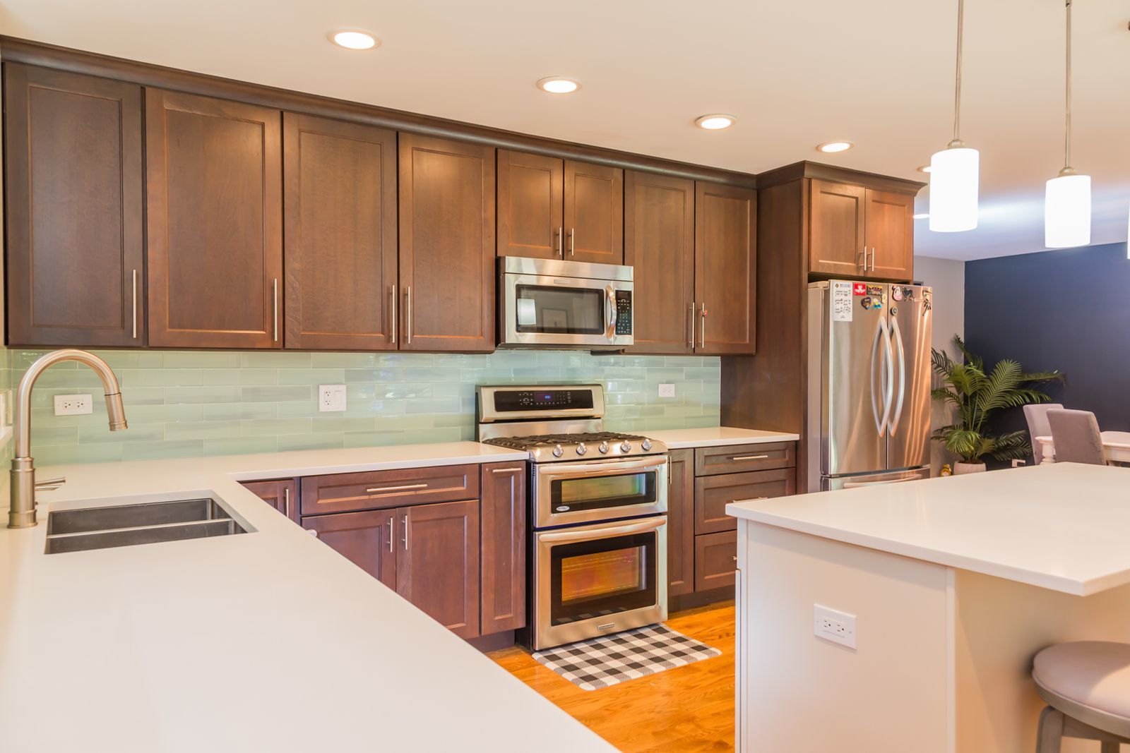 38W530 HOPPS Road, Elgin, IL 60124