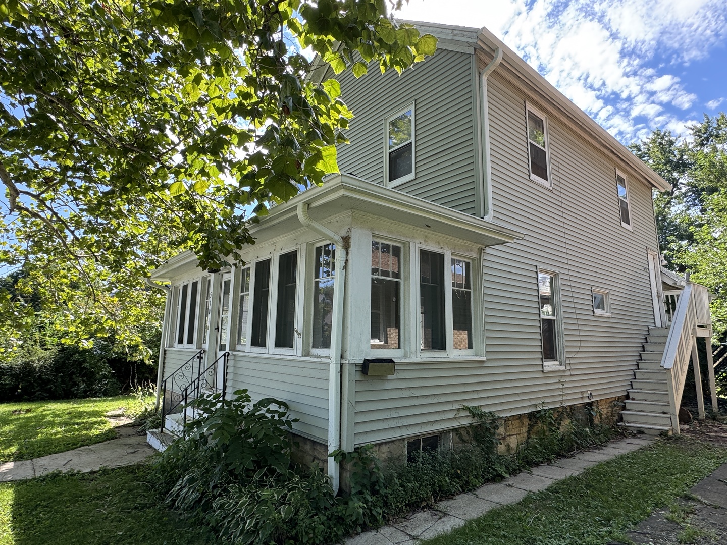 510 Douglas Street, Joliet, IL 60435