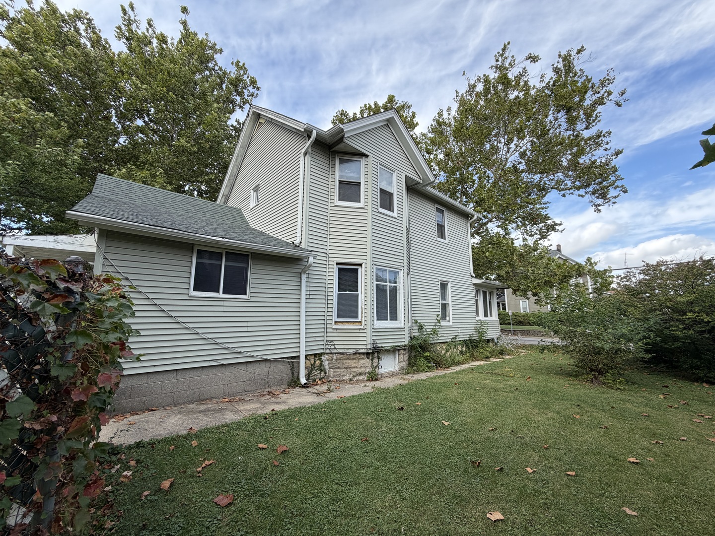 510 Douglas Street, Joliet, IL 60435