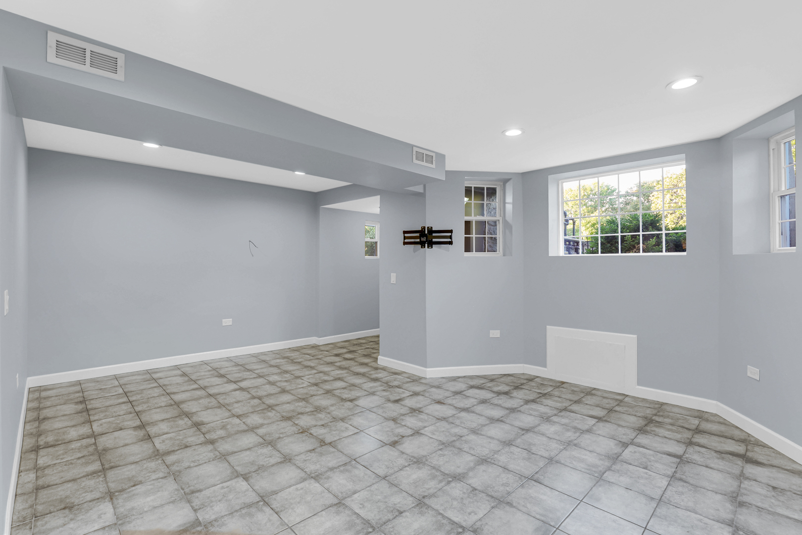 3551 W Douglas Boulevard #G, Chicago, IL 60623