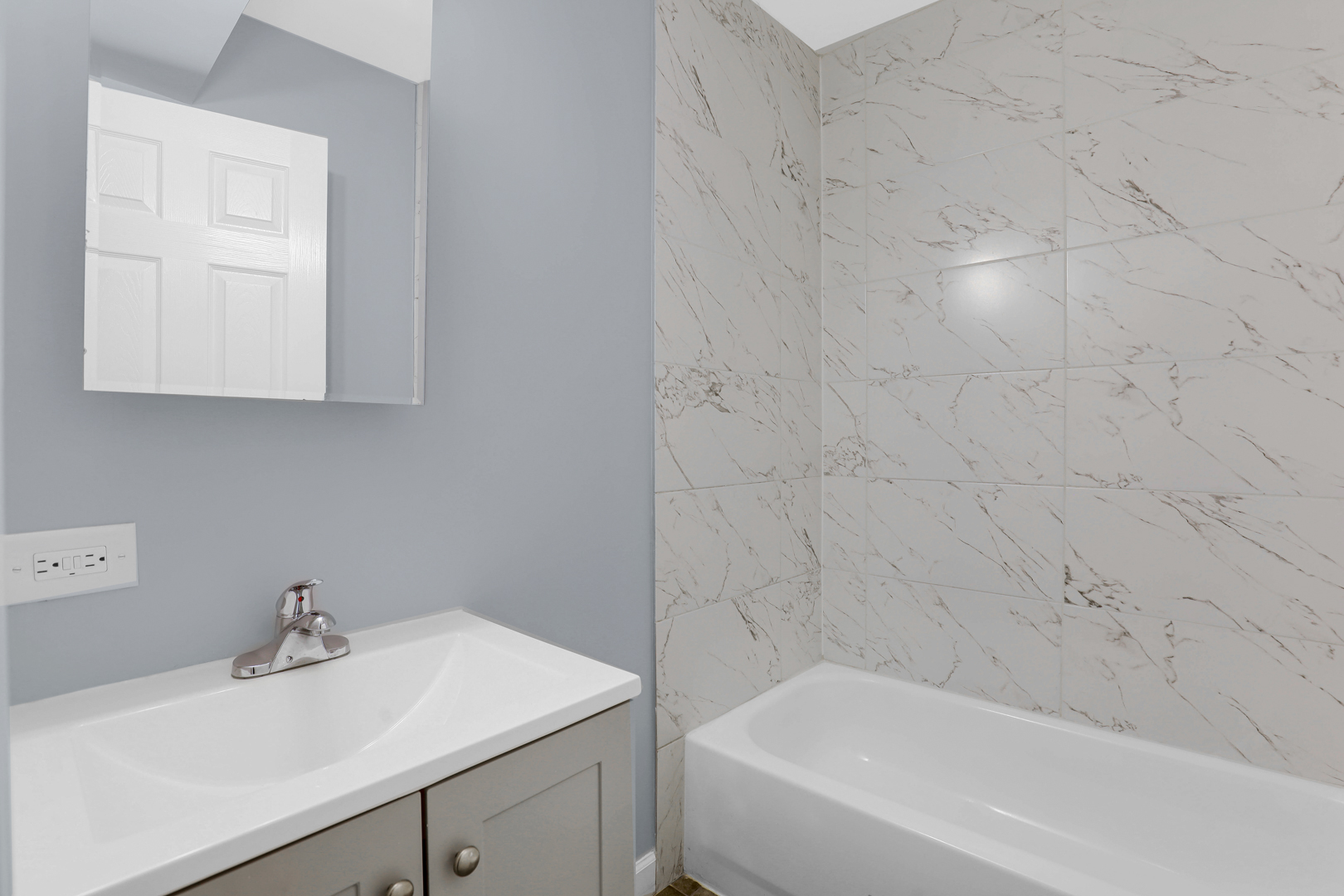 3551 W Douglas Boulevard #G, Chicago, IL 60623
