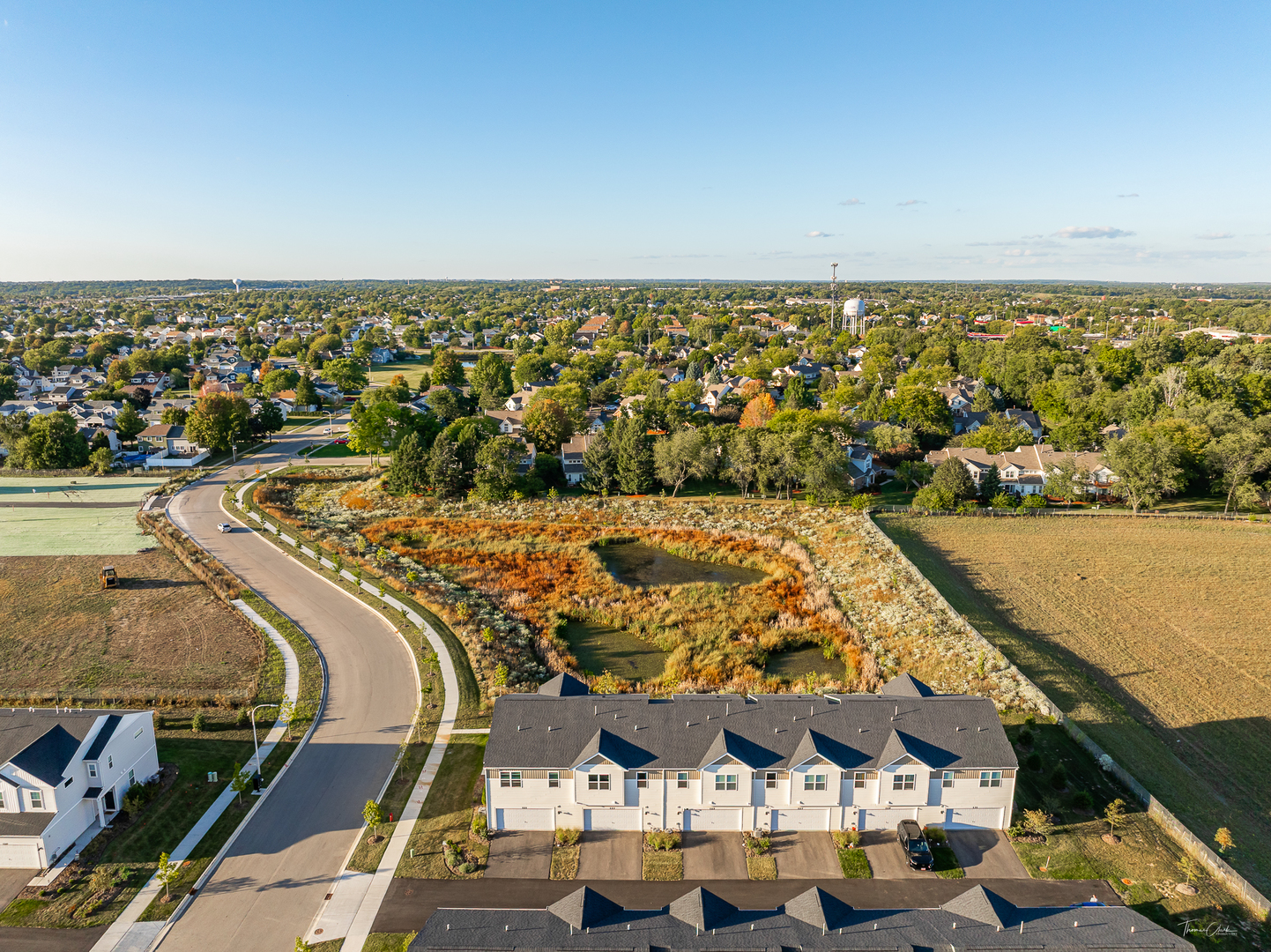 123 Kingsport Drive, South Elgin, IL 60177