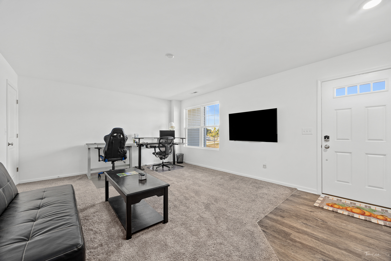 123 Kingsport Drive, South Elgin, IL 60177