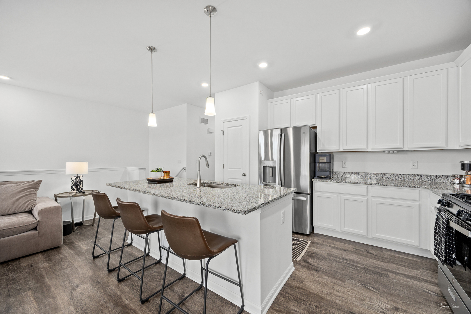 123 Kingsport Drive, South Elgin, IL 60177