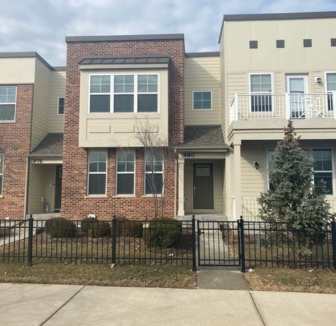 980 Station Boulevard, Aurora, IL 60504