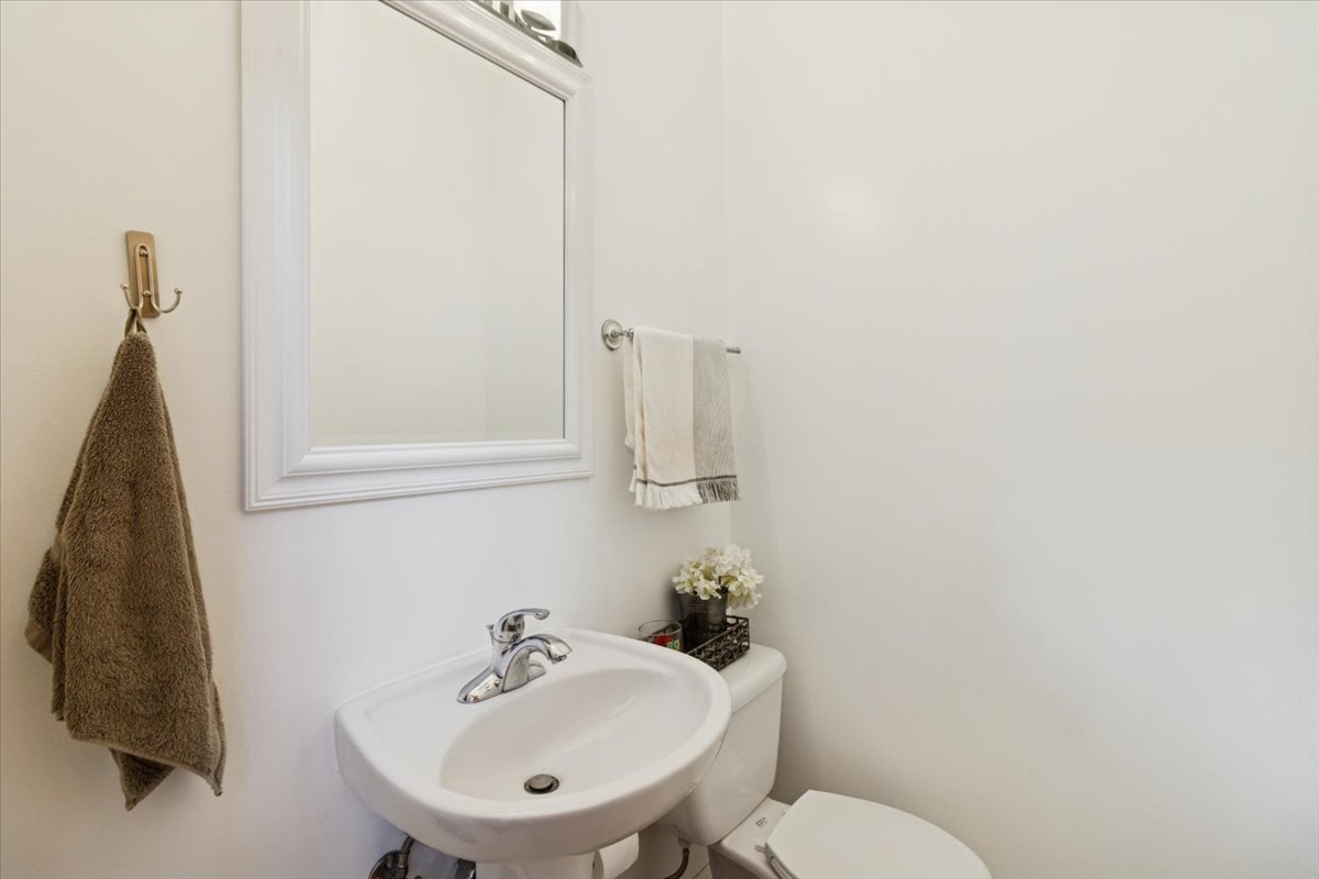 238 HILLCREST Avenue, Addison, IL 60101