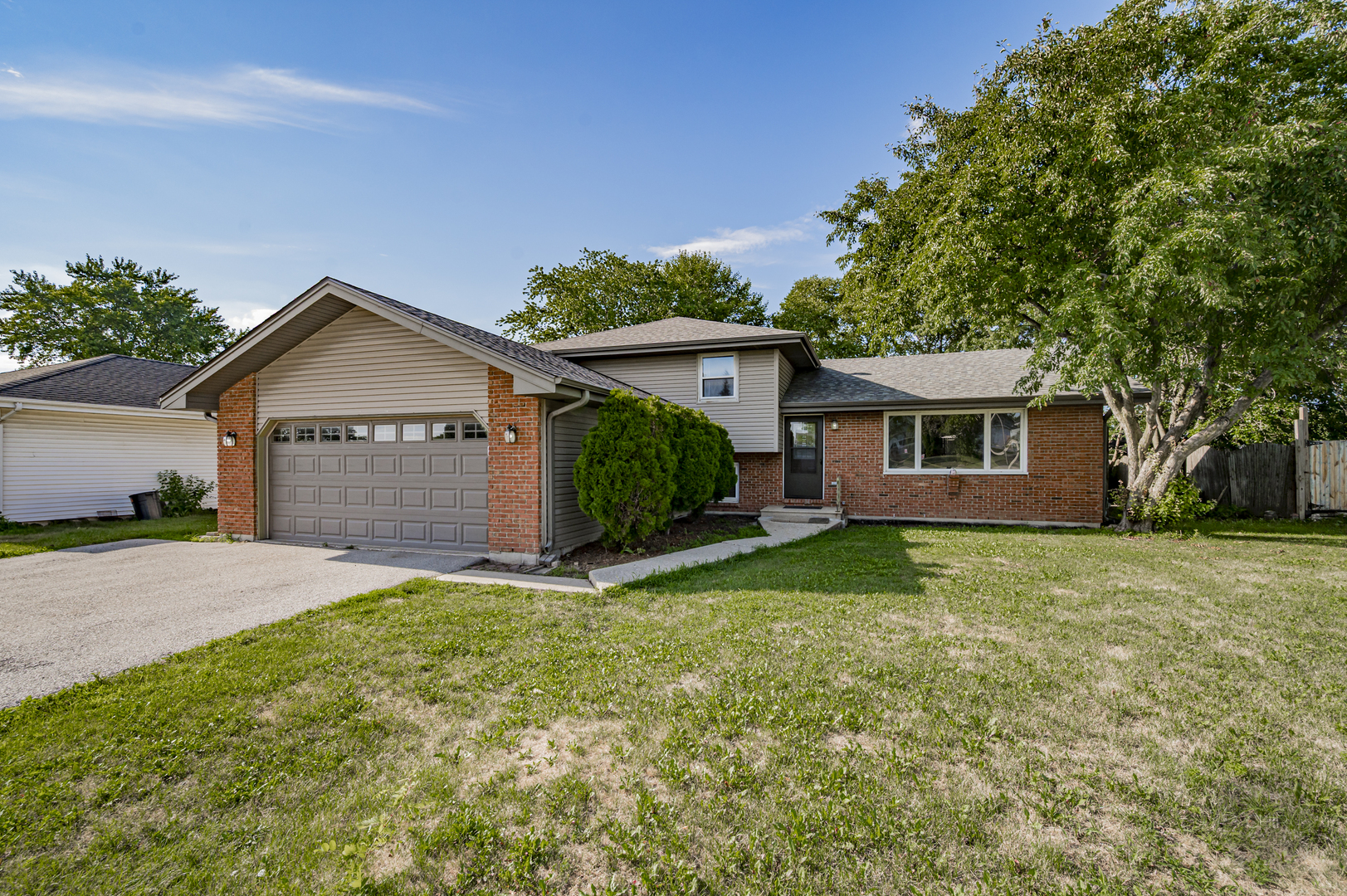 3917 Jonathan Simpson Drive, Joliet, IL 60431