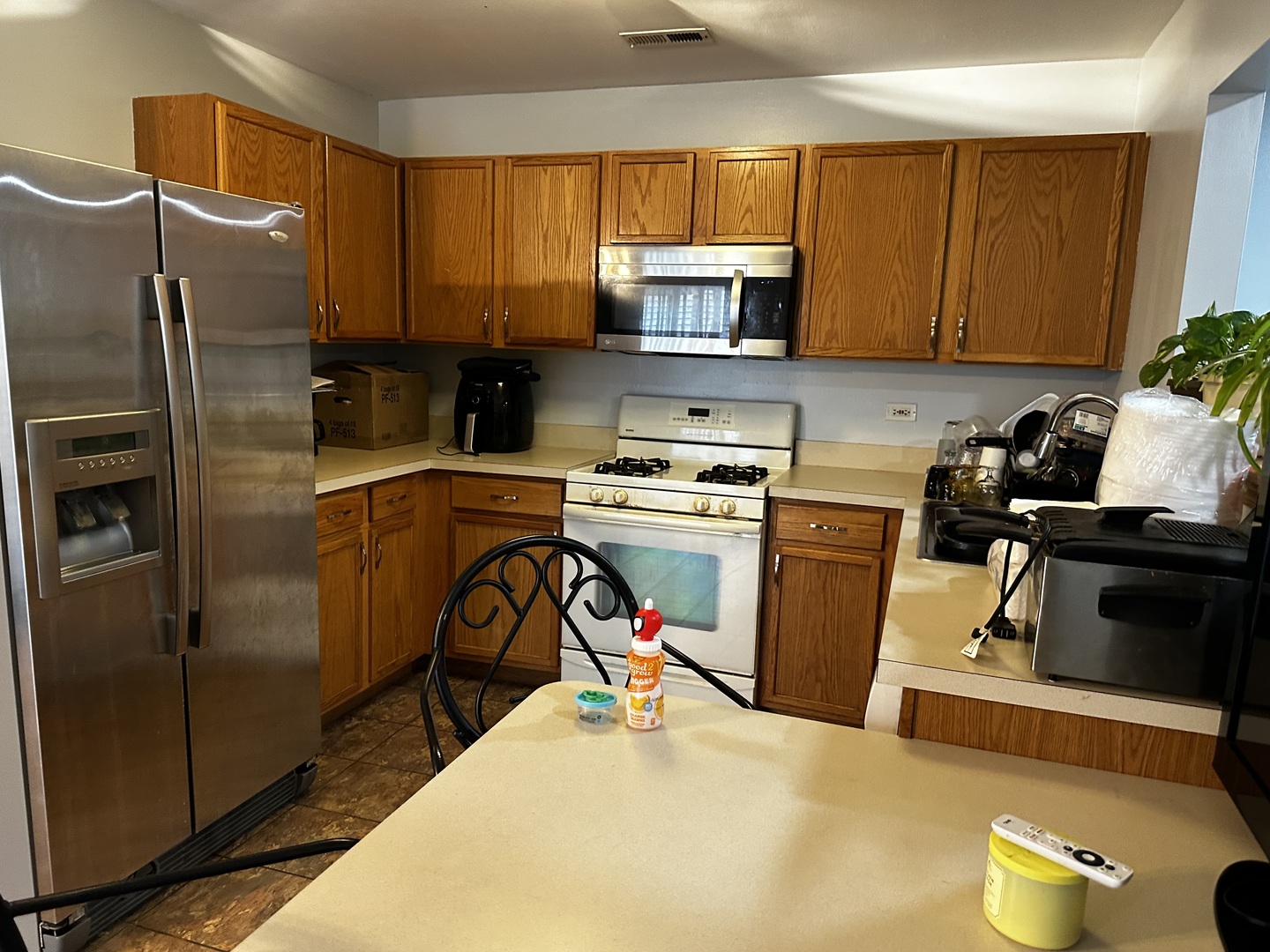 811 Symphony Drive, Aurora, IL 60504