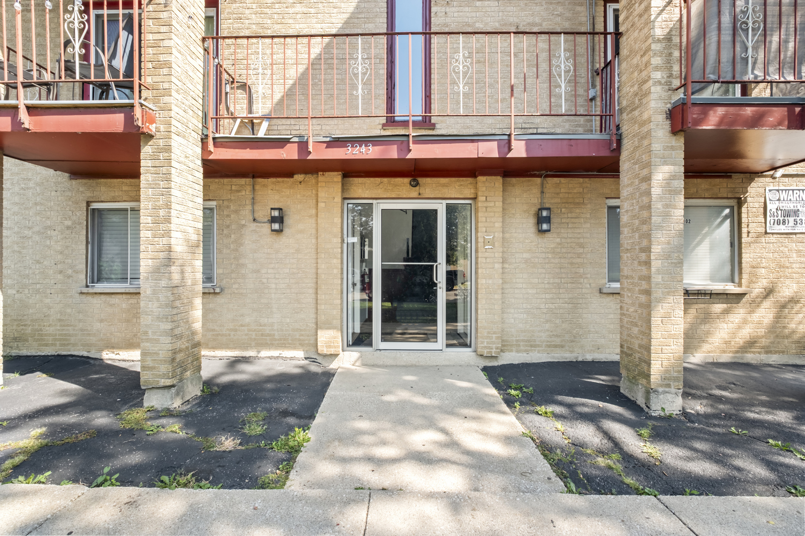 3243 S 49th Avenue #301, Cicero, IL 60804