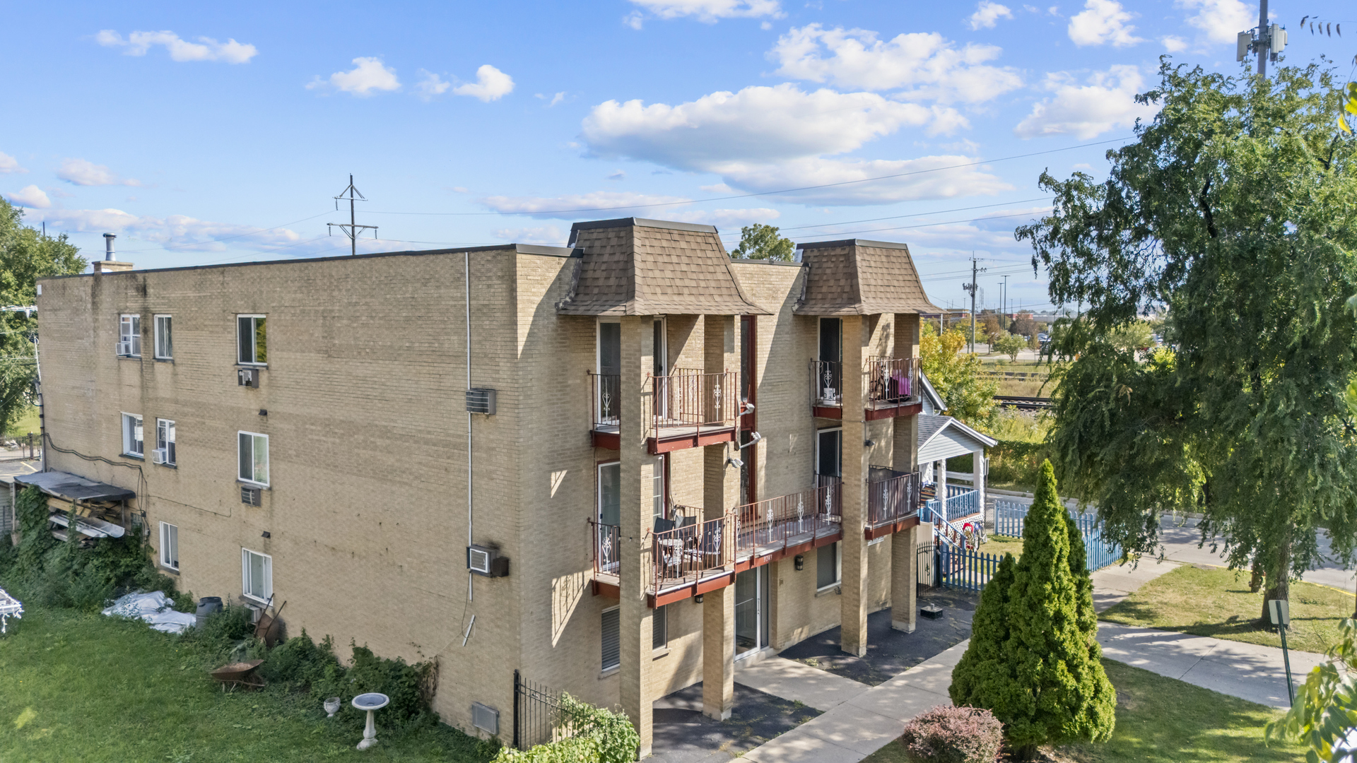 3243 S 49th Avenue #301, Cicero, IL 60804