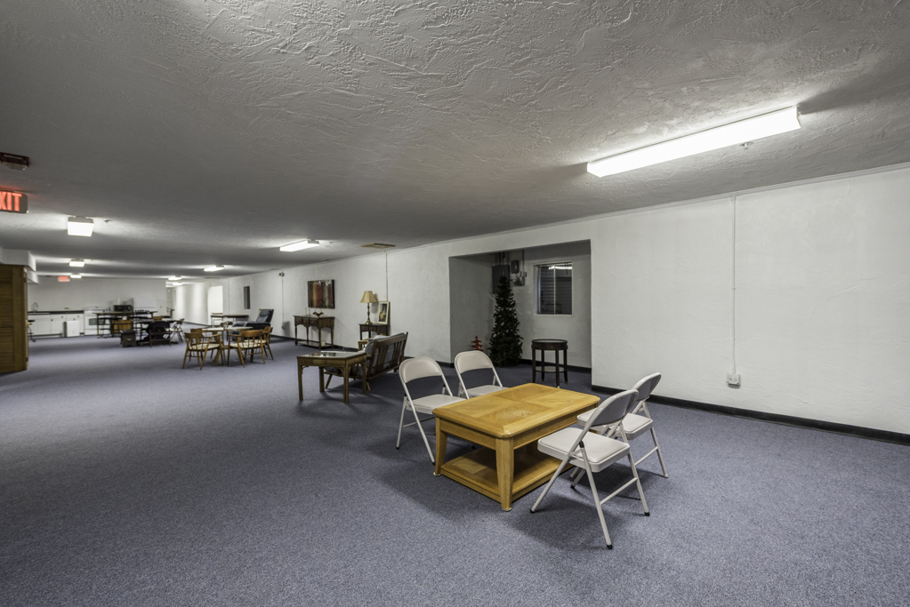 1677 W Beach Road #1677, Waukegan, IL 60087