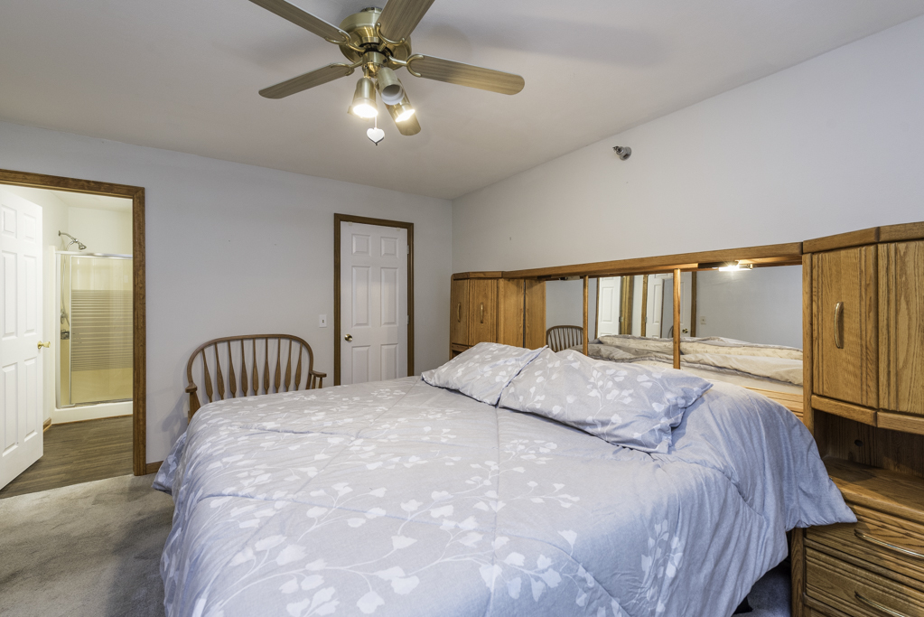 1677 W Beach Road #1677, Waukegan, IL 60087