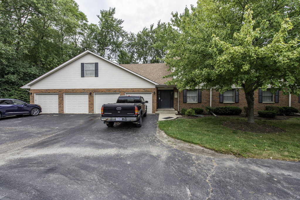 1677 W Beach Road #1677, Waukegan, IL 60087