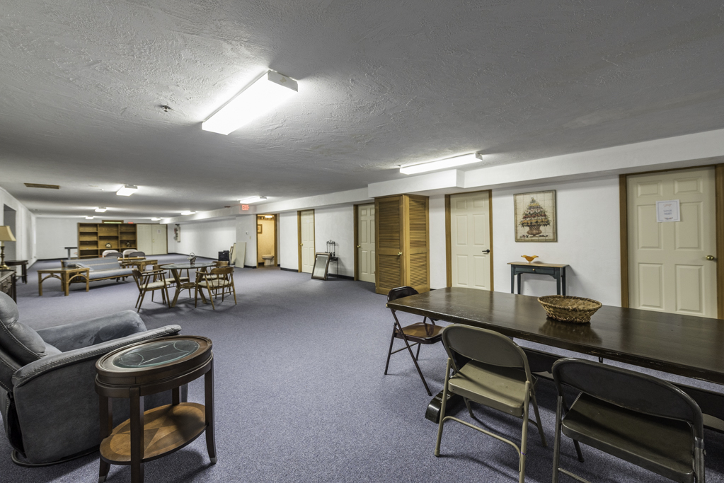 1677 W Beach Road #1677, Waukegan, IL 60087