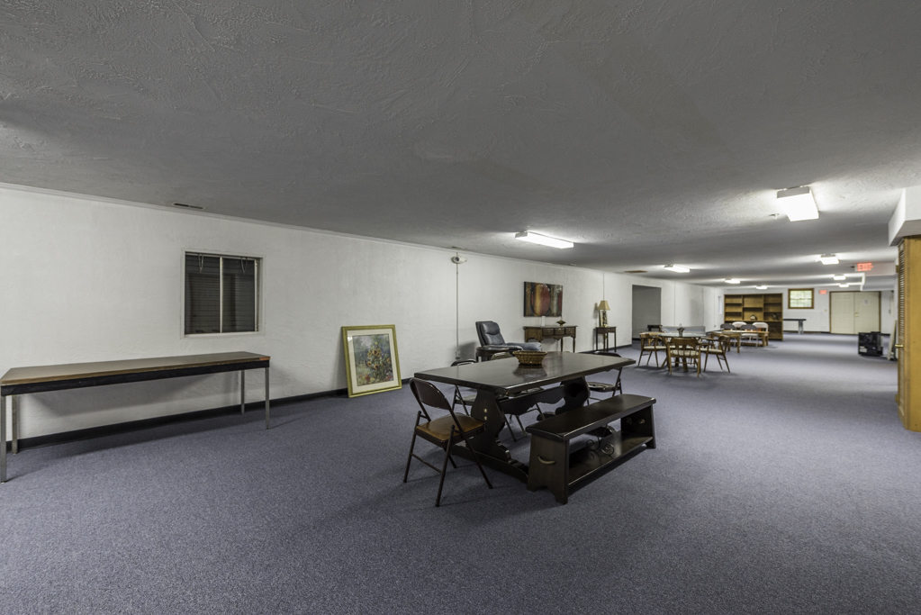1677 W Beach Road #1677, Waukegan, IL 60087