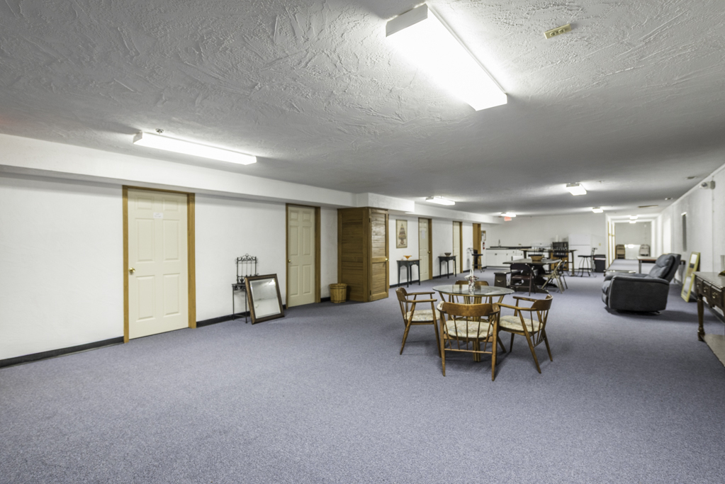 1677 W Beach Road #1677, Waukegan, IL 60087