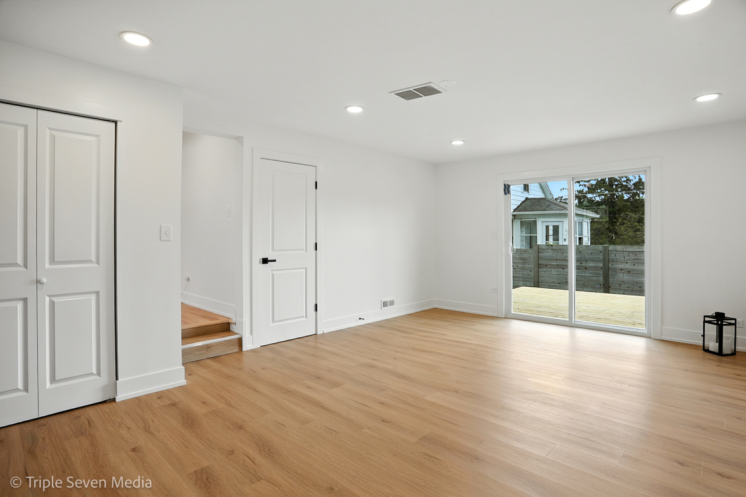 302 S Washington Street, Westmont, IL 60559