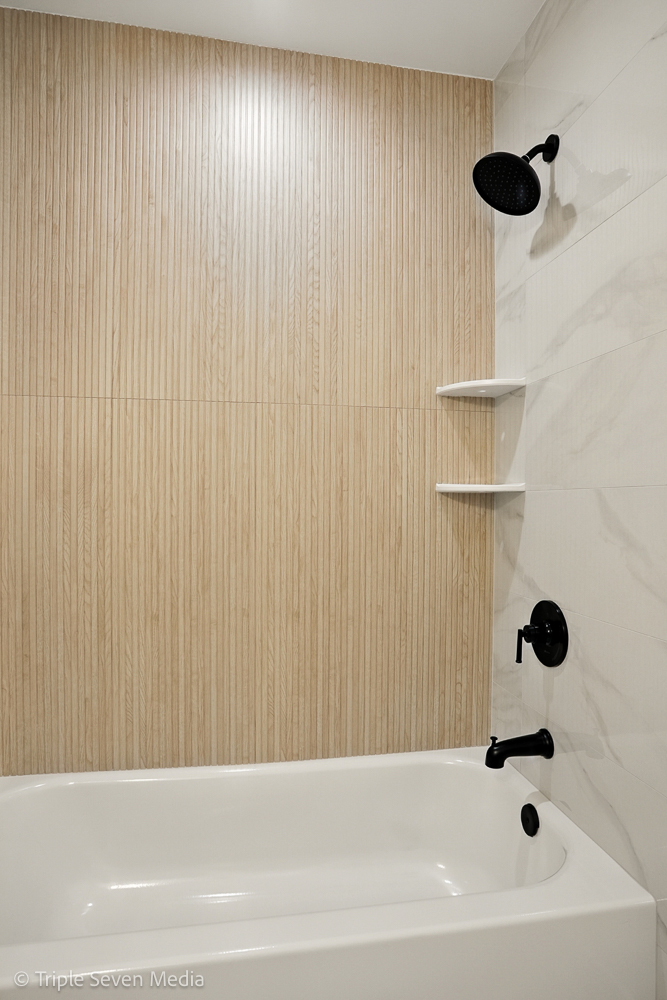 302 S Washington Street, Westmont, IL 60559