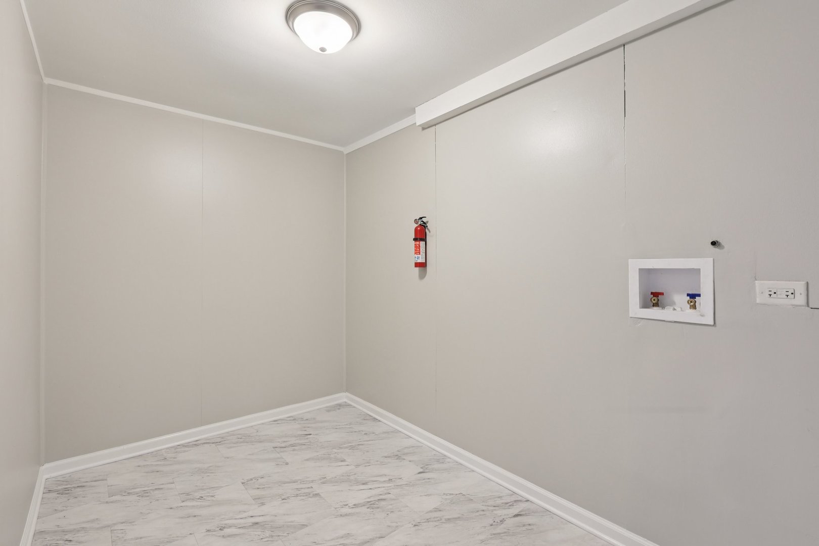 15364 Afton Avenue, Markham, IL 60428