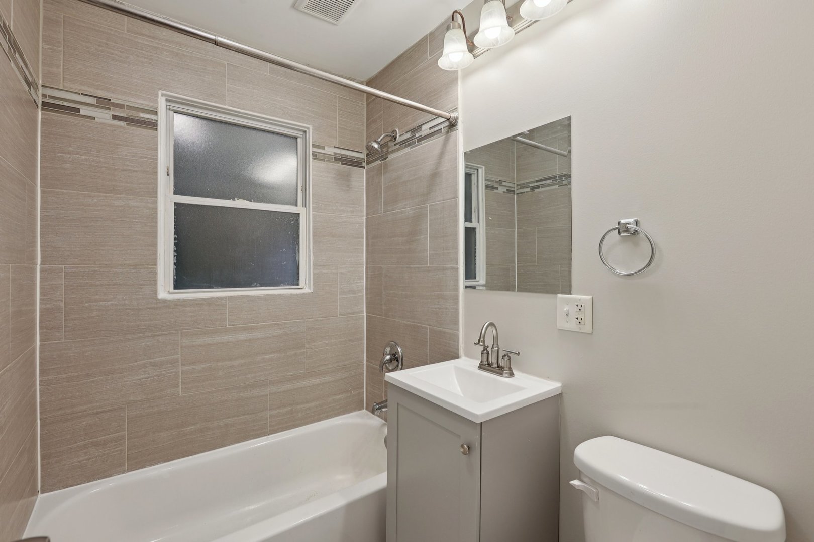 15364 Afton Avenue, Markham, IL 60428