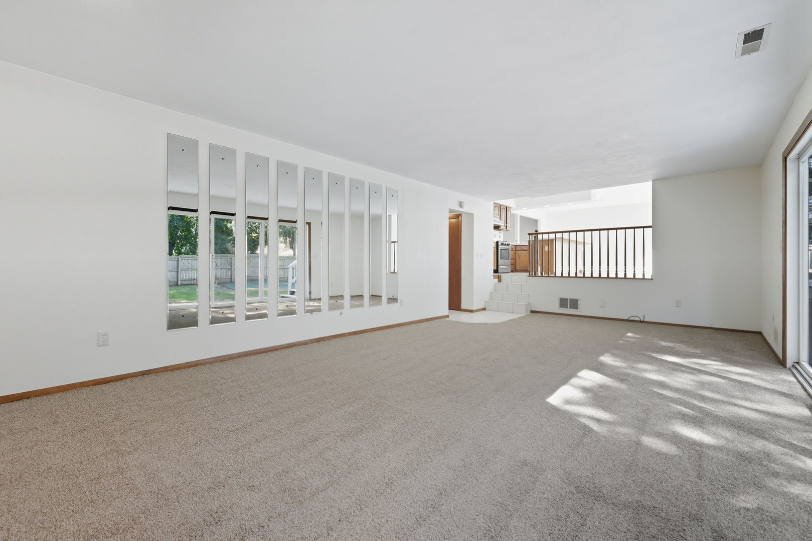 521 Deerpath Drive, Winthrop Harbor, IL 60096