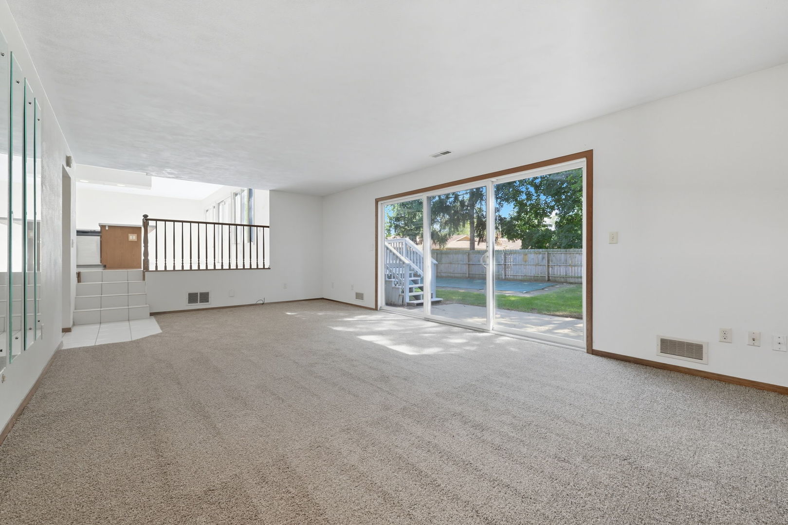 521 Deerpath Drive, Winthrop Harbor, IL 60096
