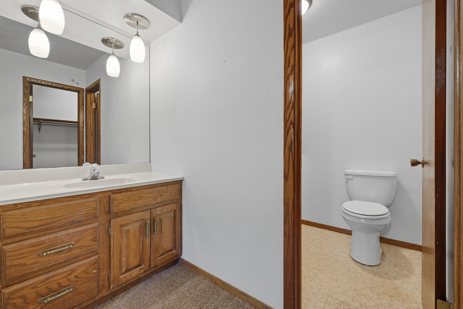 521 Deerpath Drive, Winthrop Harbor, IL 60096