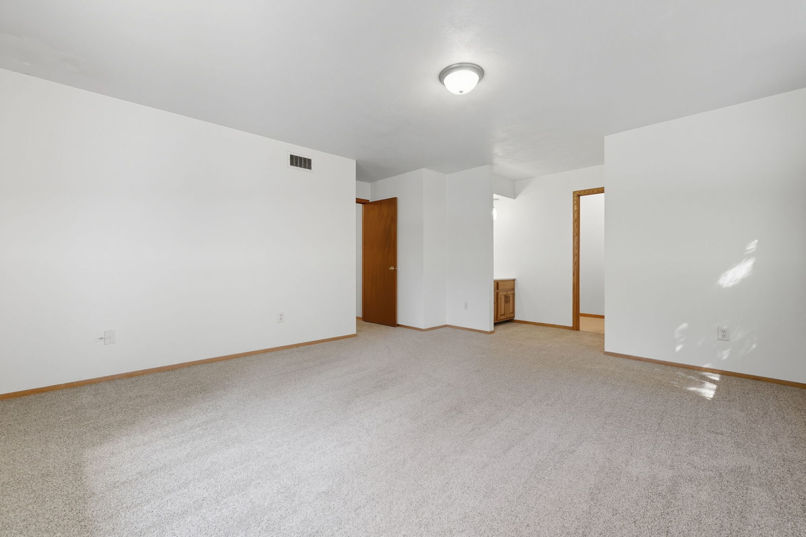 521 Deerpath Drive, Winthrop Harbor, IL 60096