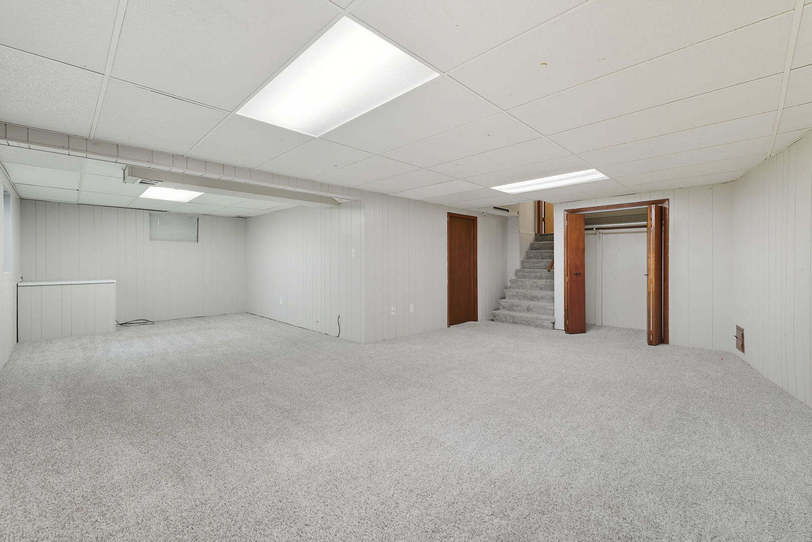 521 Deerpath Drive, Winthrop Harbor, IL 60096