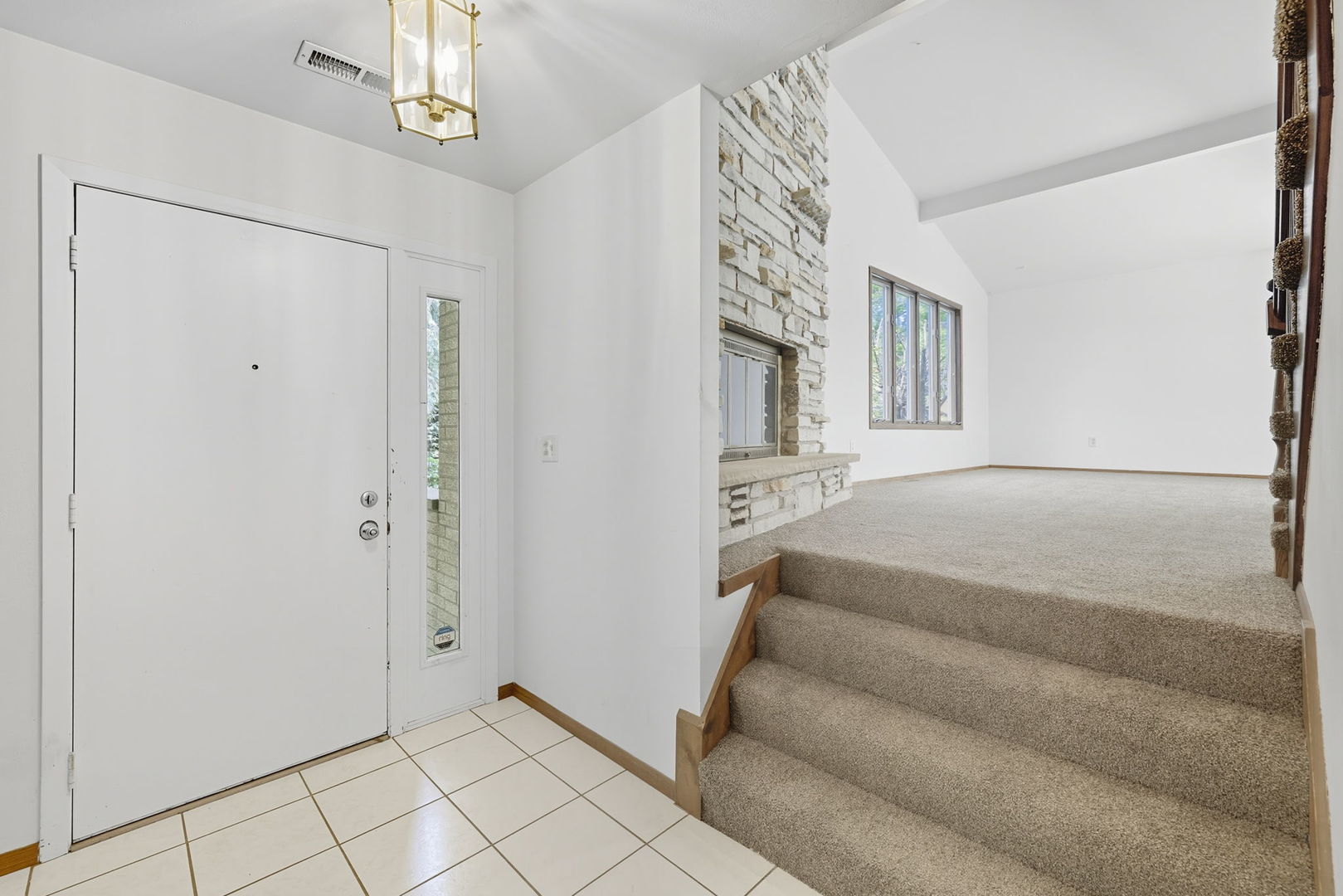 521 Deerpath Drive, Winthrop Harbor, IL 60096