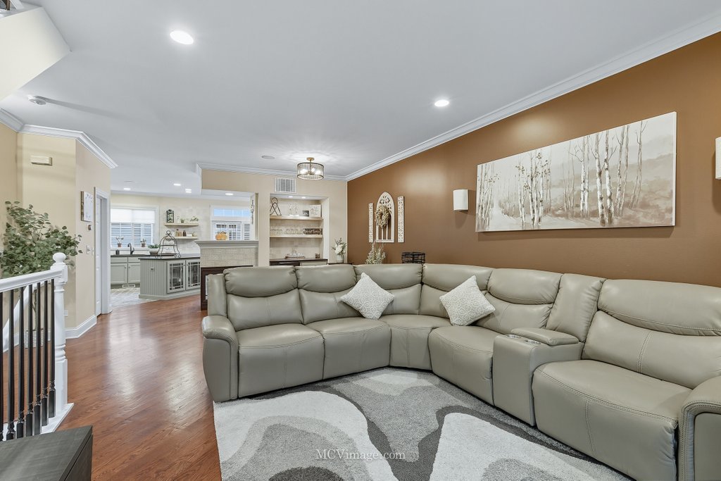 2628 Blakely Lane, Naperville, IL 60540