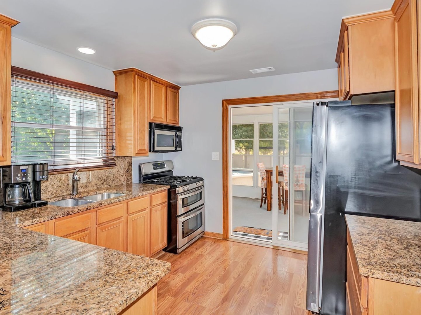 9912 Austin Avenue, Oak Lawn, IL 60453