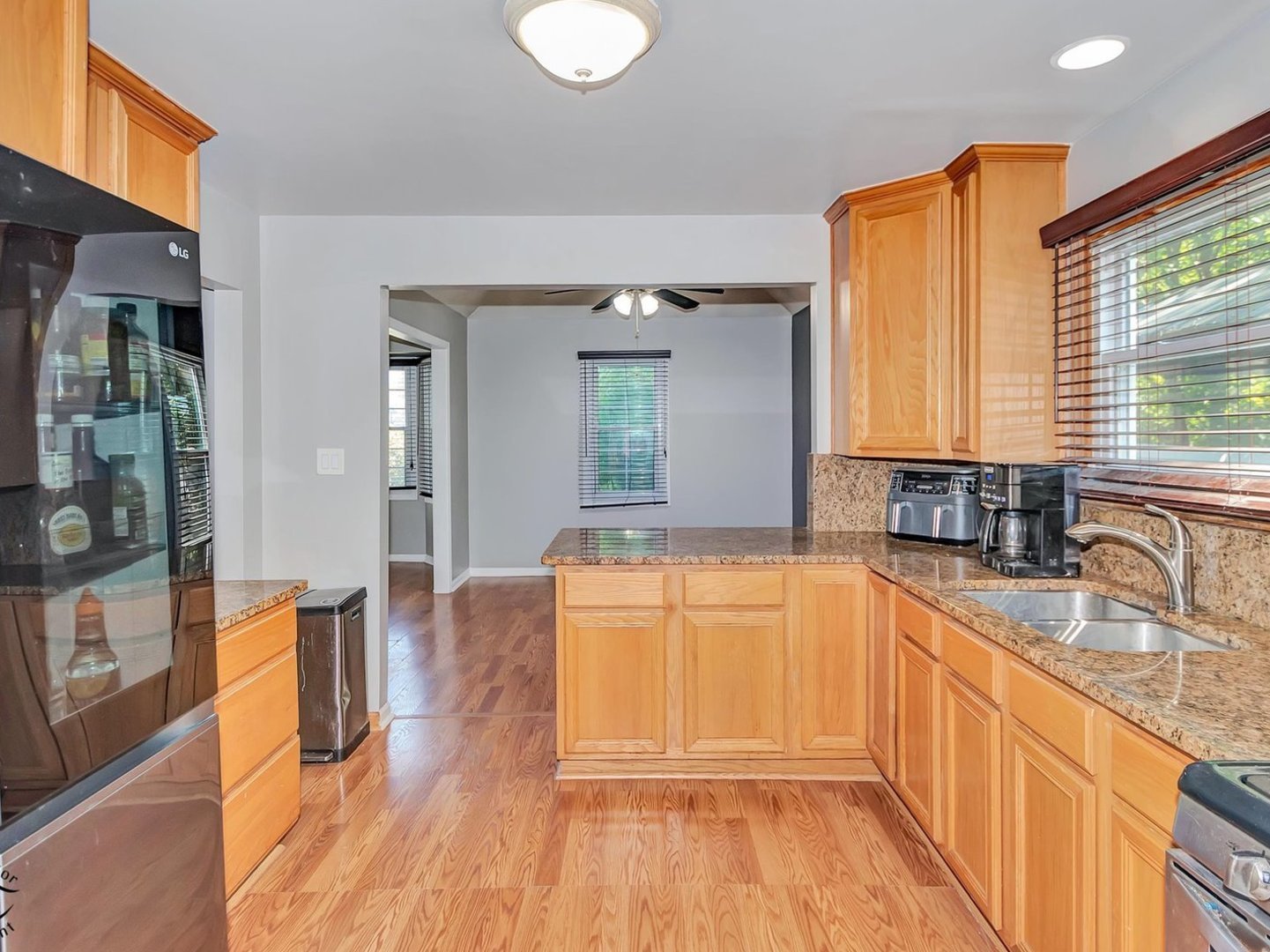 9912 Austin Avenue, Oak Lawn, IL 60453