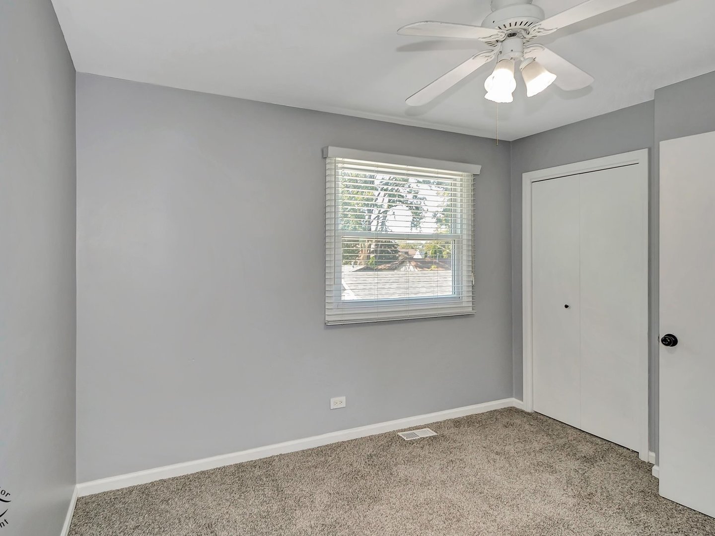 9912 Austin Avenue, Oak Lawn, IL 60453