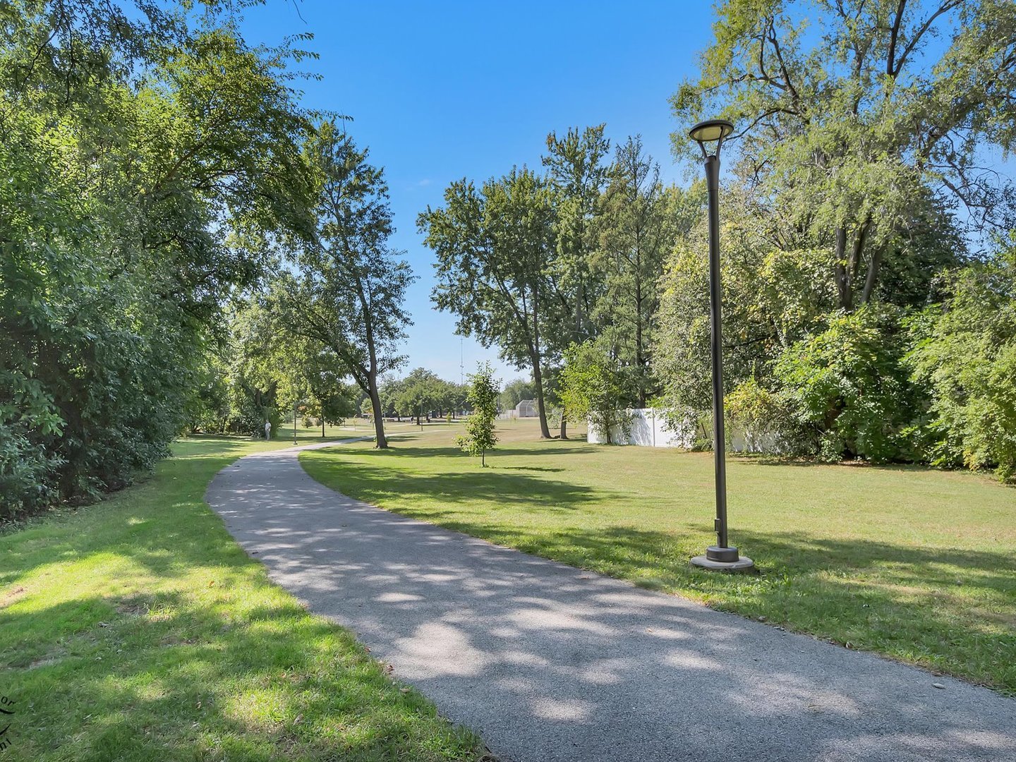 9912 Austin Avenue, Oak Lawn, IL 60453