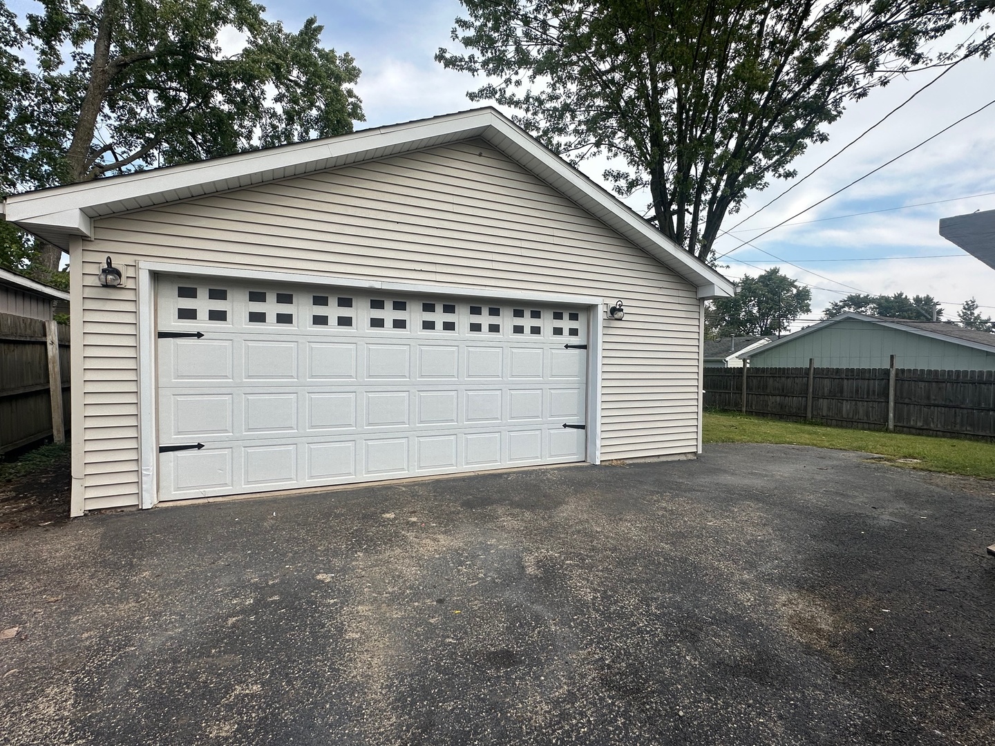 702 Union Avenue, Romeoville, IL 60446