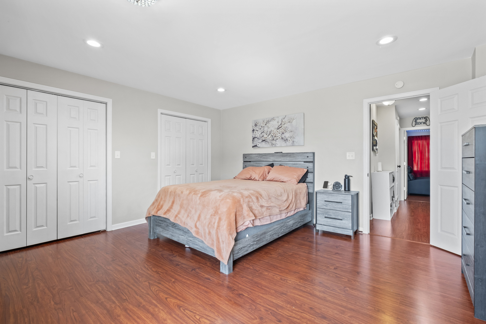 1225 Court C Avenue, Hanover Park, IL 60133