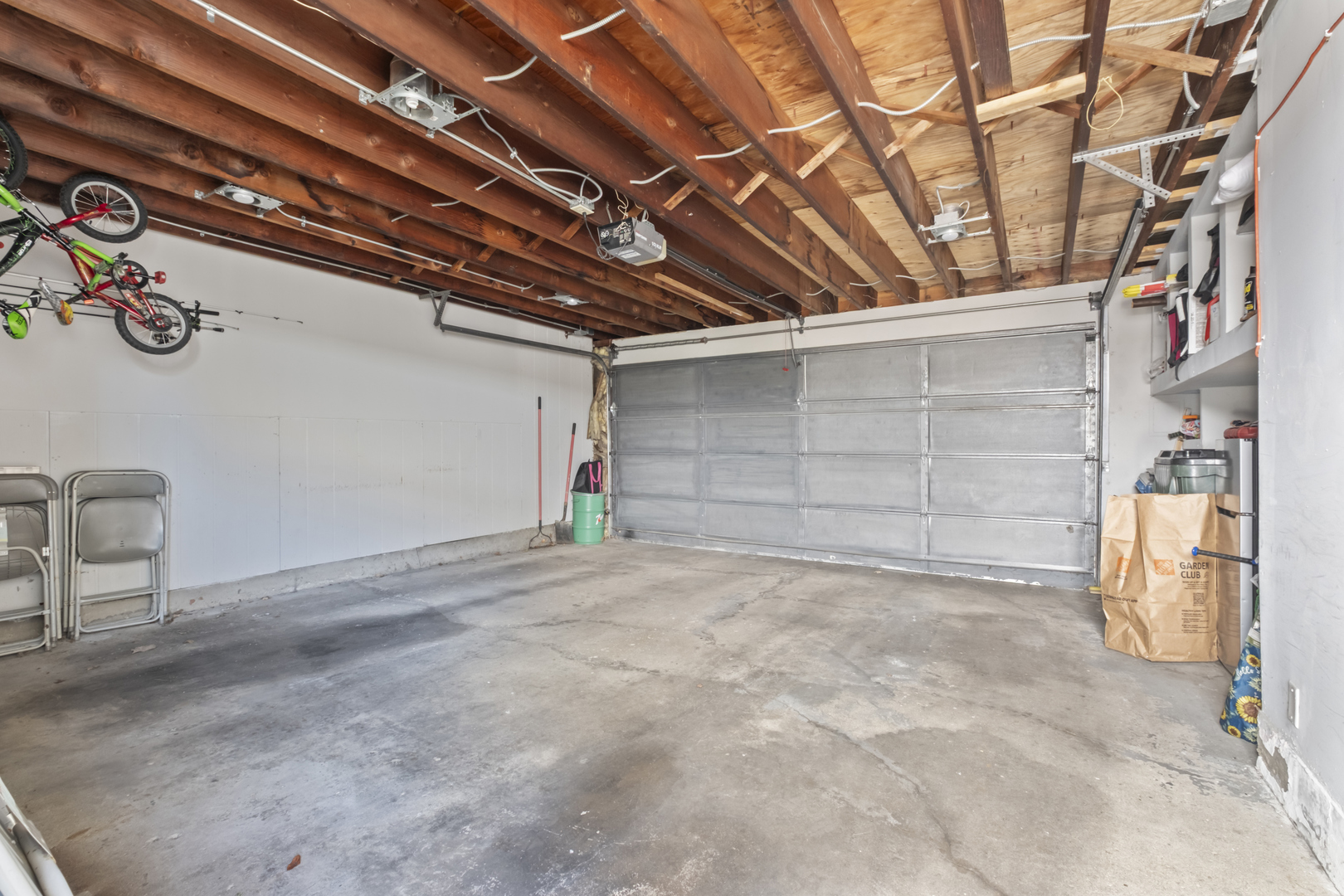 1225 Court C Avenue, Hanover Park, IL 60133