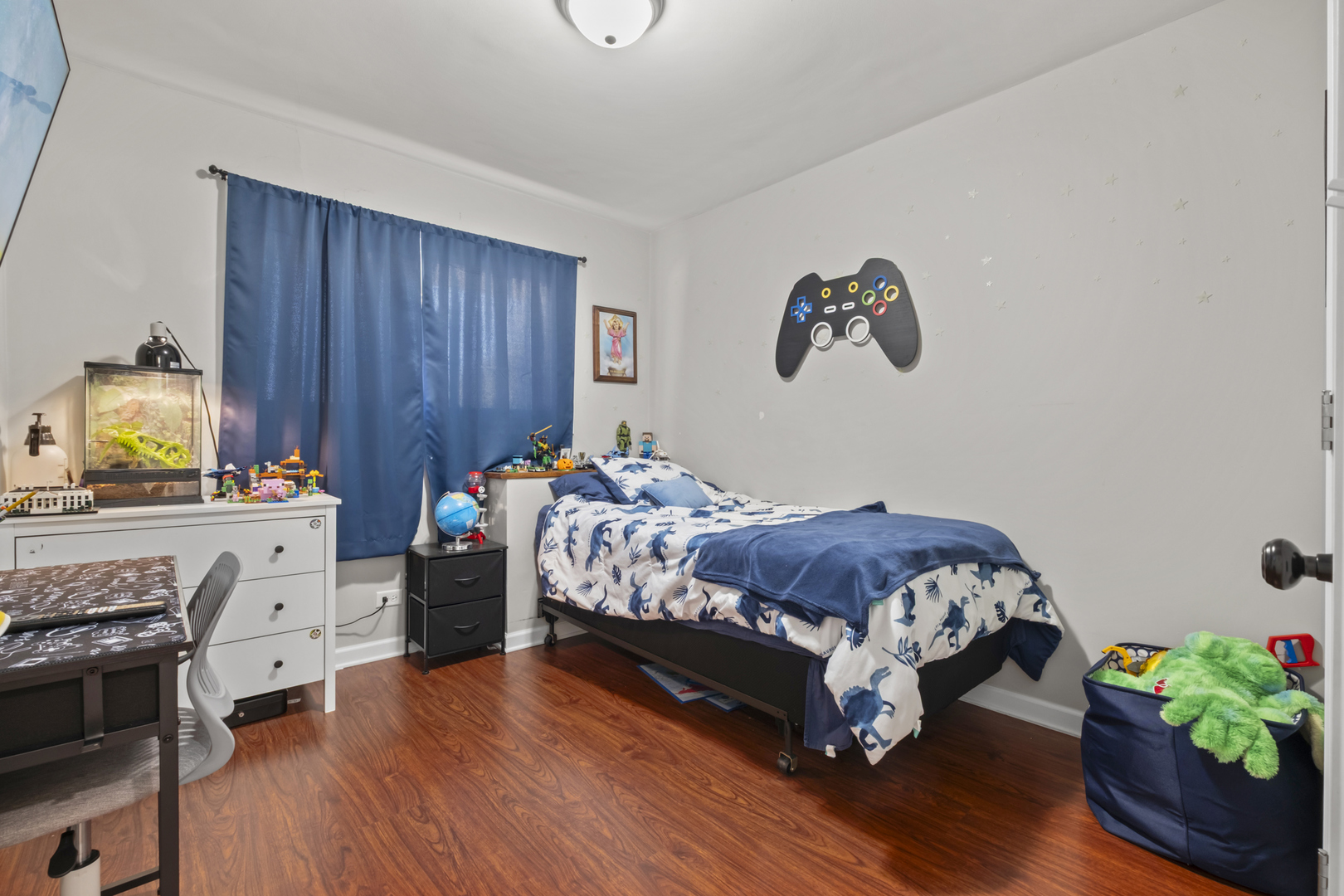 1225 Court C Avenue, Hanover Park, IL 60133