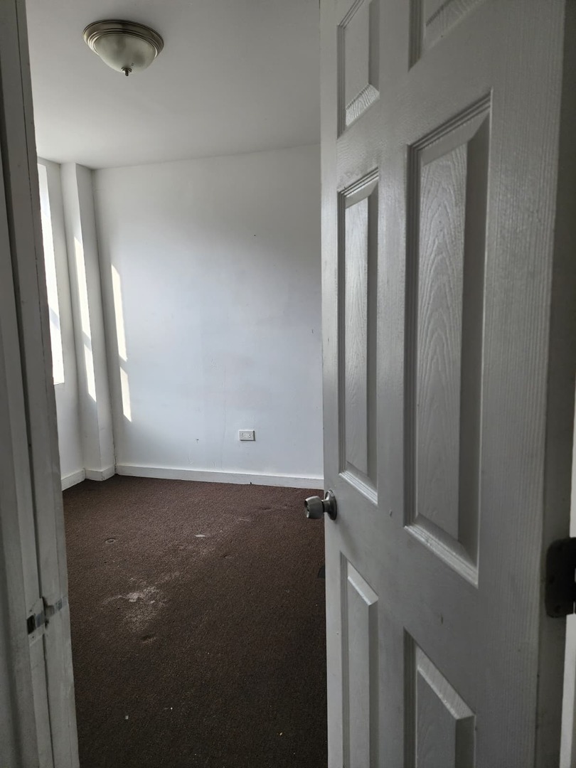 101 Comstock Street #1, Joliet, IL 60436