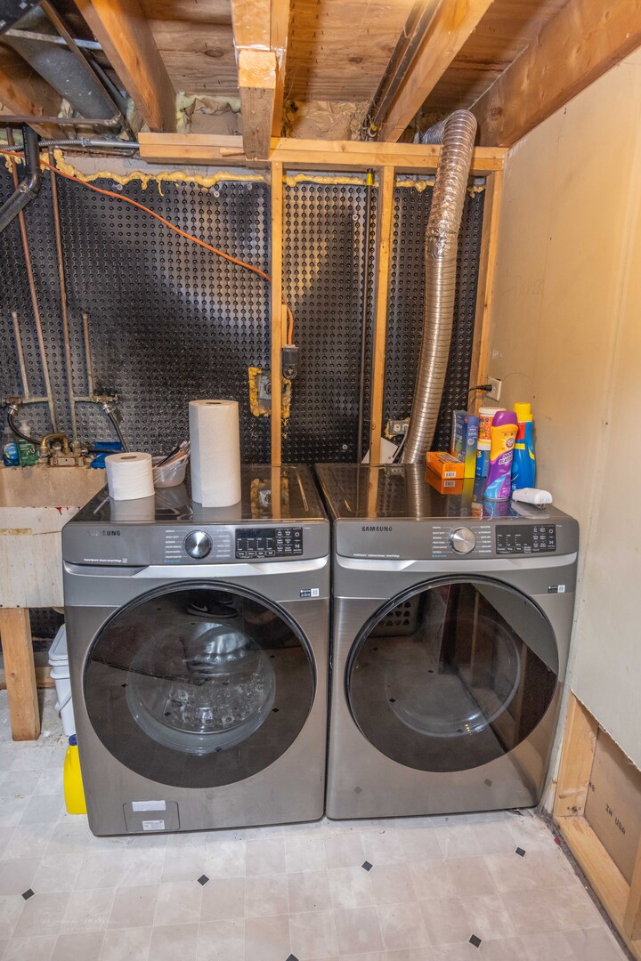 601 FAIRLANE Drive, Joliet, IL 60435