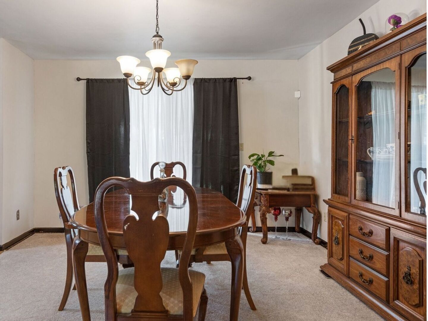 601 FAIRLANE Drive, Joliet, IL 60435