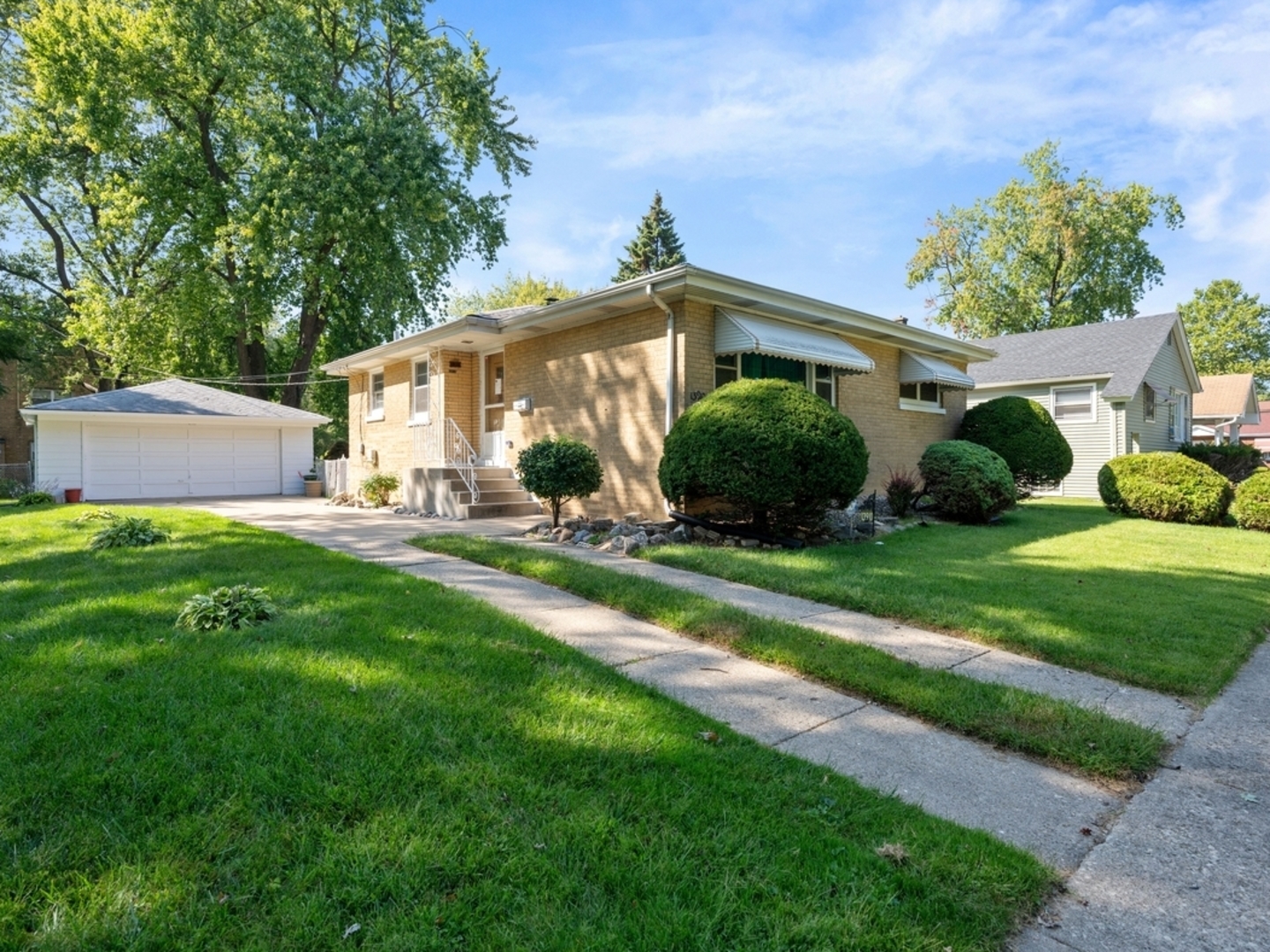 13910 S Dearborn Street, Riverdale, IL 60827