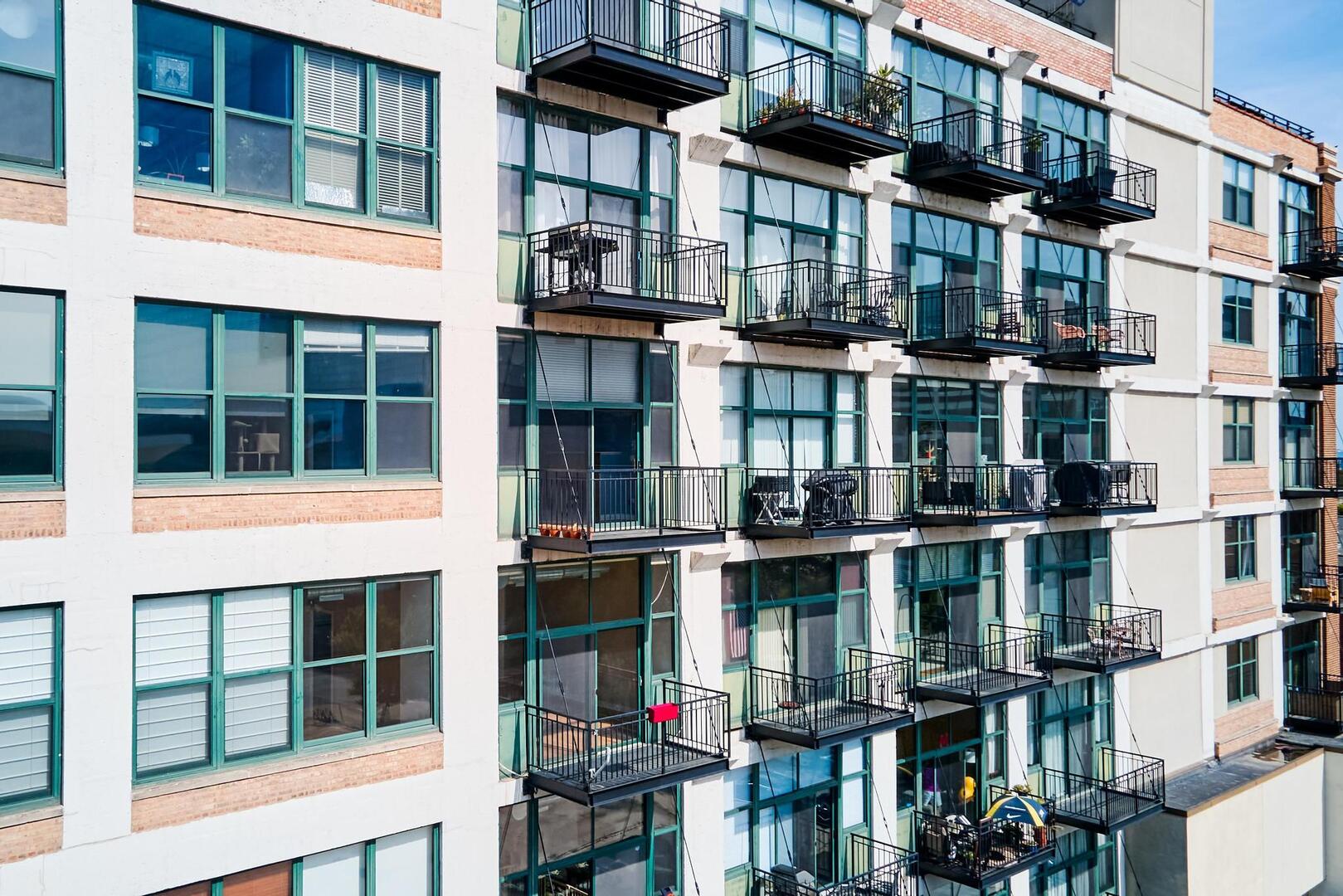 221 E Cullerton Street #617, Chicago, IL 60616