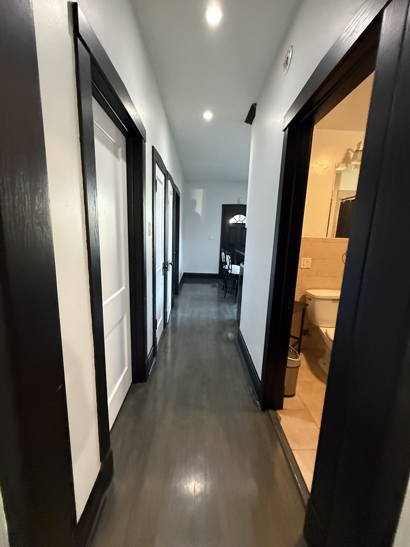 2407 S 61st Avenue, Cicero, IL 60804